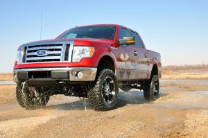 Ford F-150 Suspension Lift Kit - Rough Country - N3 Performance Lifted Struts - '09-'10